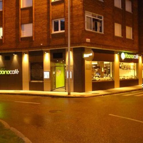 Exterior de la cafetería restaurante